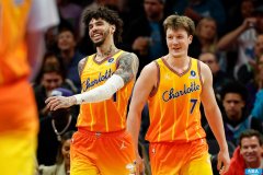 媒体人:黄蜂现在可能是三球的球队 但克尼佩尔是最重要的资产