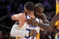 詹库谁改变比赛更多?路威:詹迫使超级球队诞生 库里创三分时代