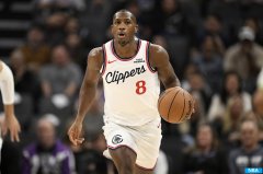 邓恩:NBA半场时卢和范甘迪激励了我们 这是一场直播很棒的团队胜利